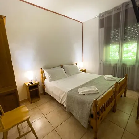 Casa Elisabetta Bosco Magnano Otel *