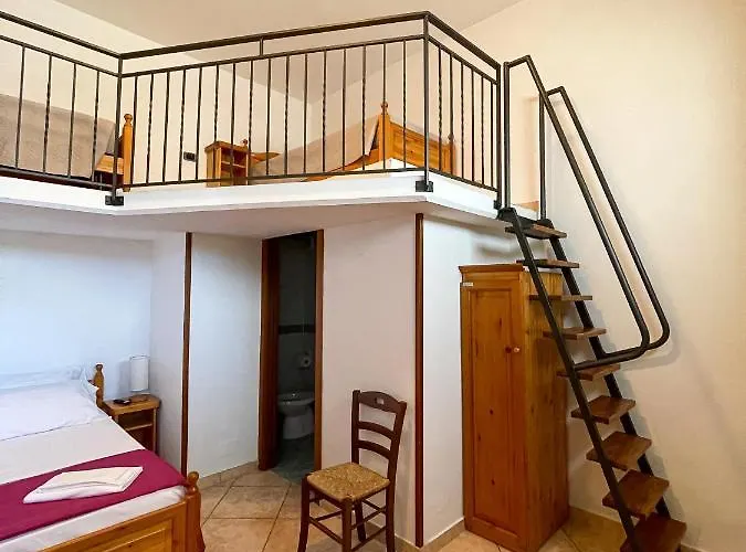 Casa Elisabetta Bosco Magnano 호텔 *